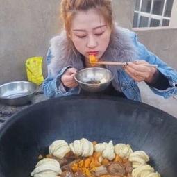 老头吃的面瓜能吃吗视频,老头吃的面瓜，究竟能否放心食用？