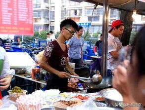 三江市场吃瓜事件视频播放,视频曝光引发网友热议